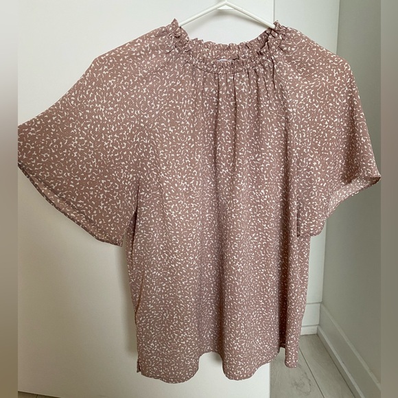 RW&CO pink short sleeve blouse - Picture 3 of 4